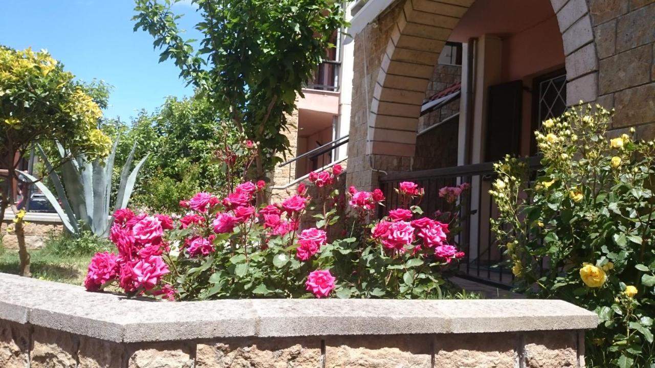 Ferienapartment At Home Ouranoupolis Exterior photo